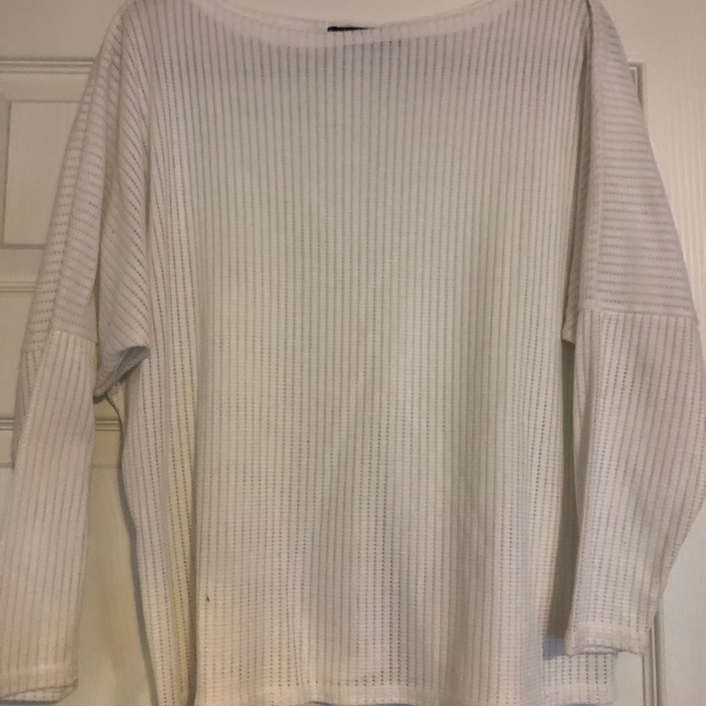 Women’s sweater white size small
